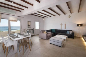 Beach Front Lux Villa